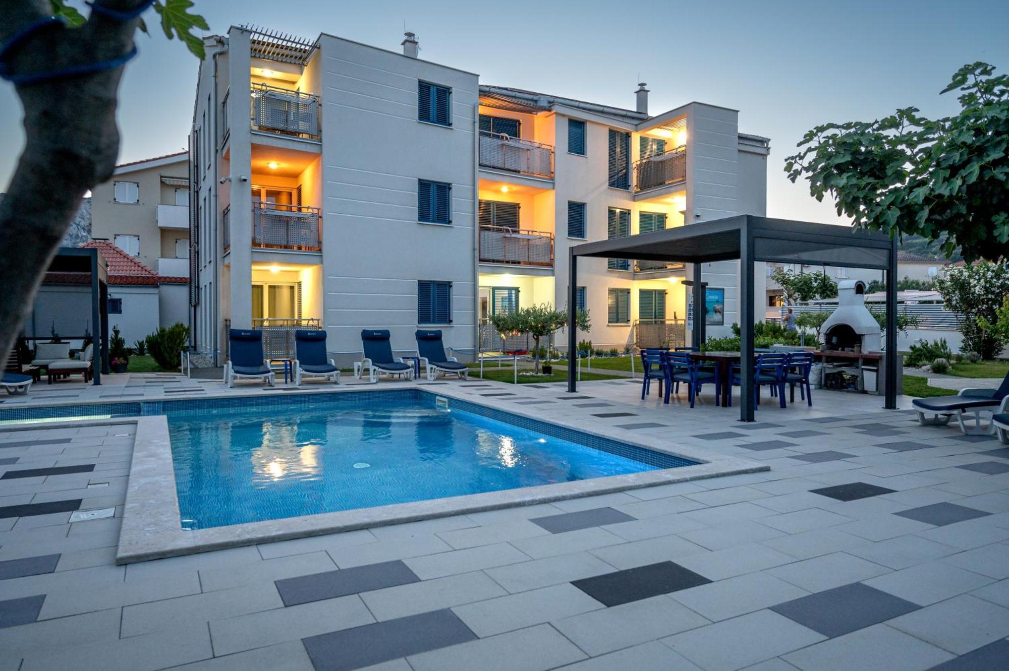 Adorami Apartments Baska  Exterior photo