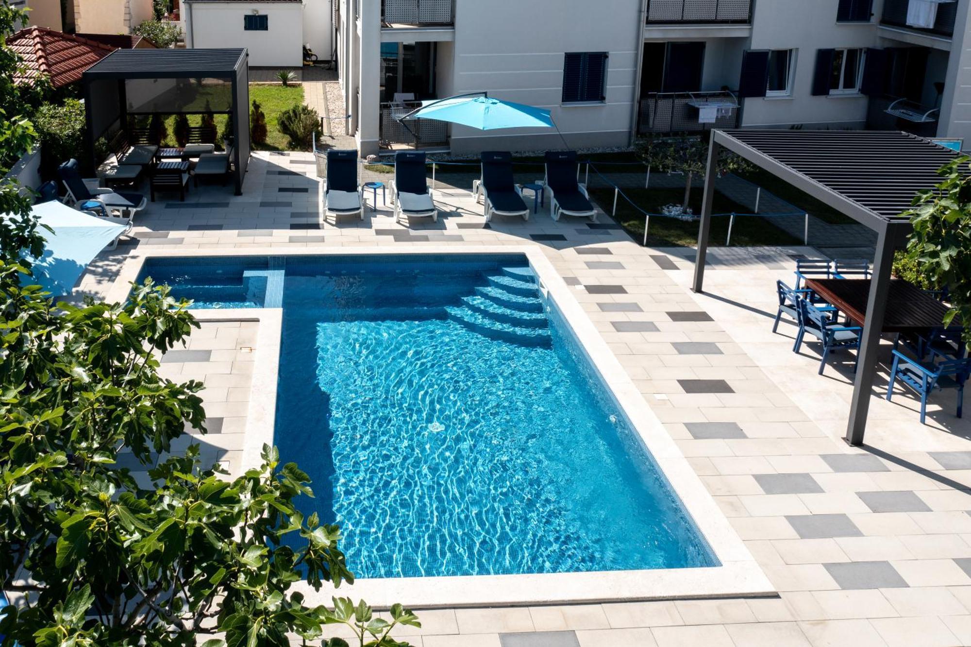 Adorami Apartments Baska  Exterior photo