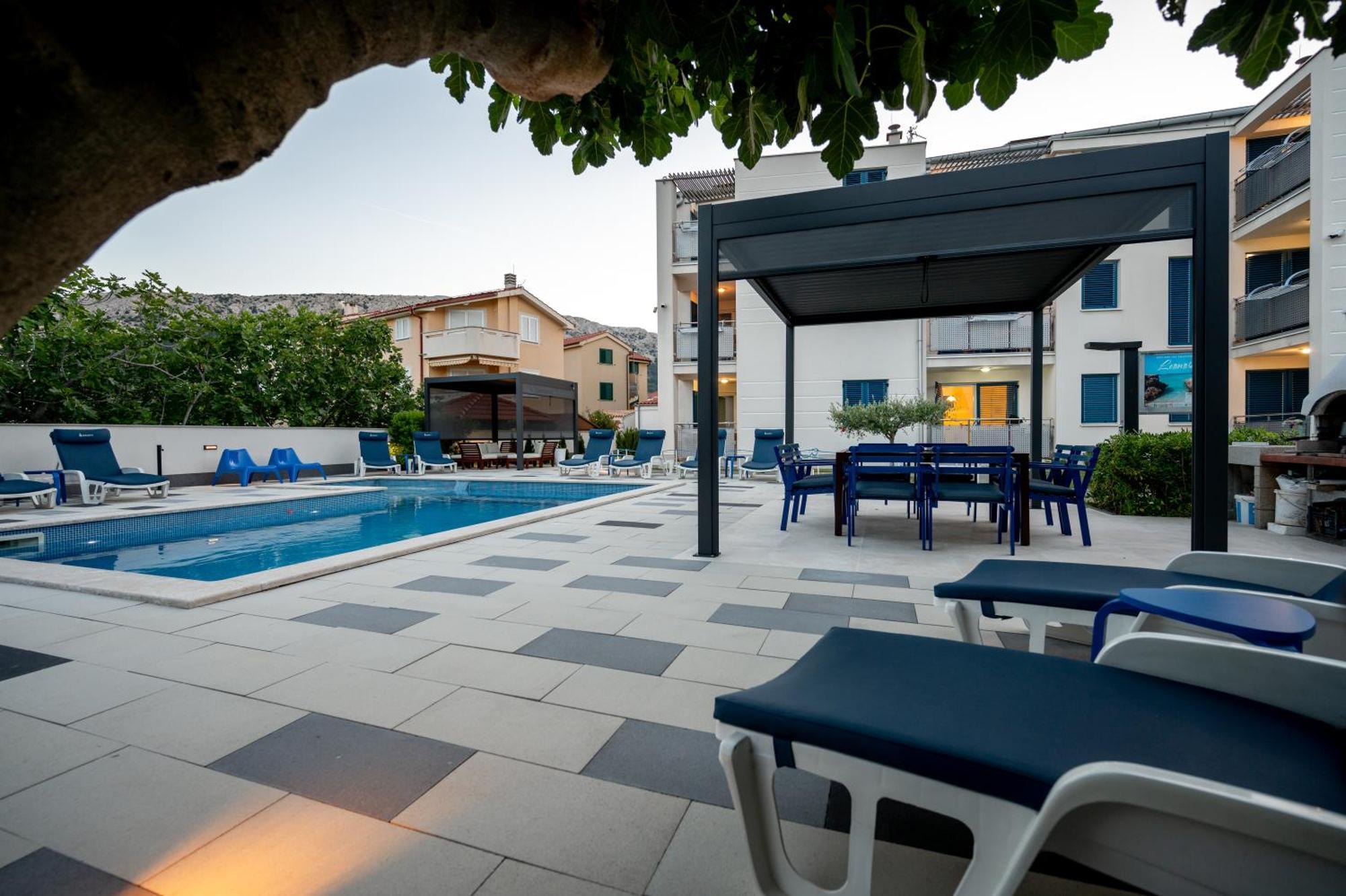 Adorami Apartments Baska  Exterior photo