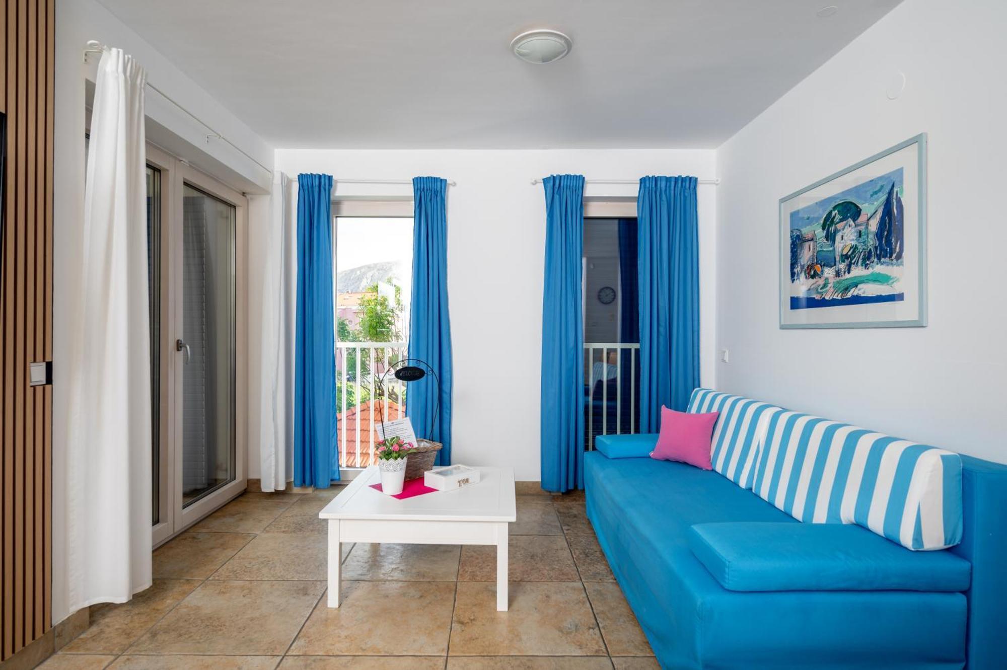 Adorami Apartments Baska  Exterior photo