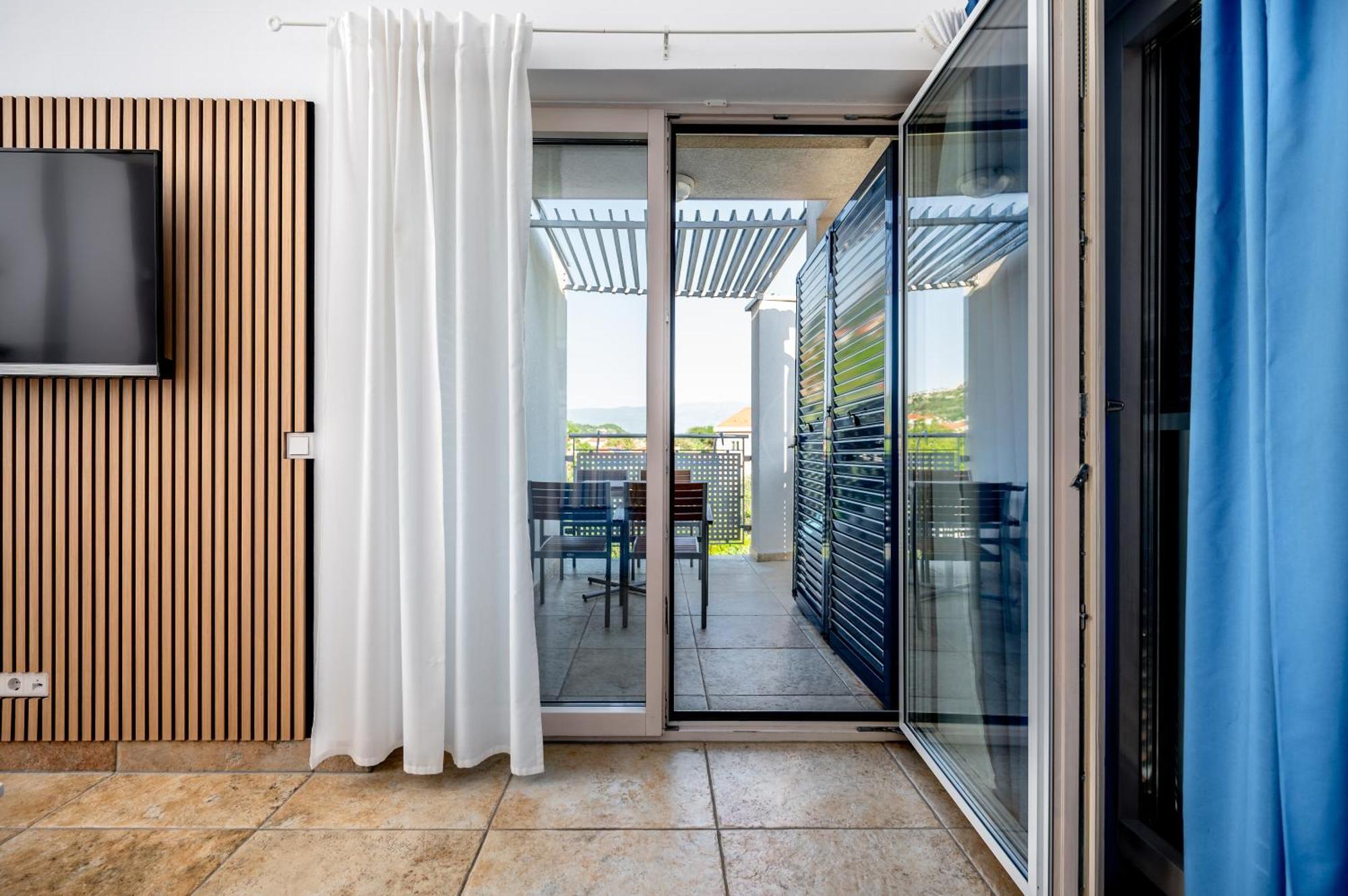 Adorami Apartments Baska  Exterior photo