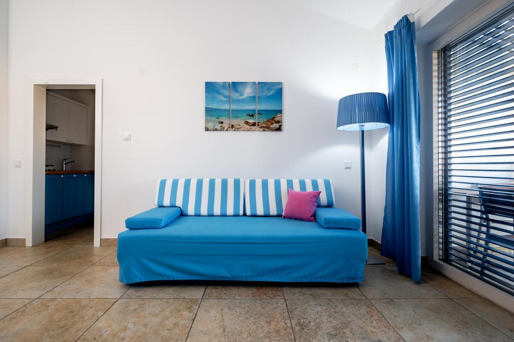 Adorami Apartments Baska  Room photo