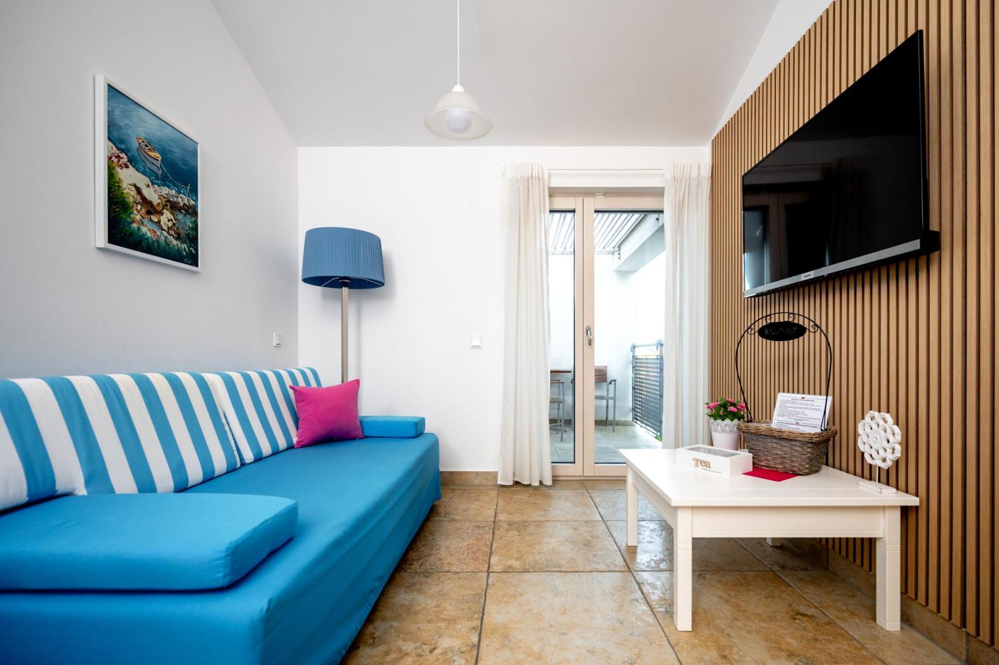 Adorami Apartments Baska  Room photo