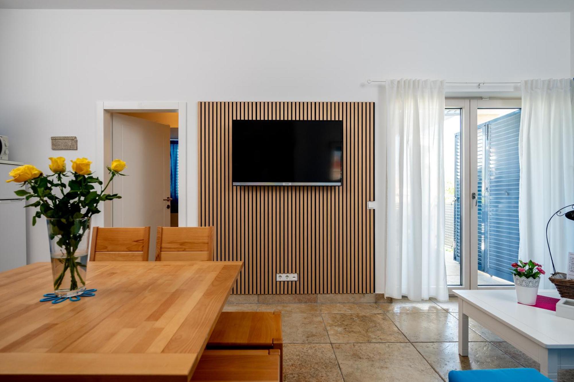 Adorami Apartments Baska  Exterior photo