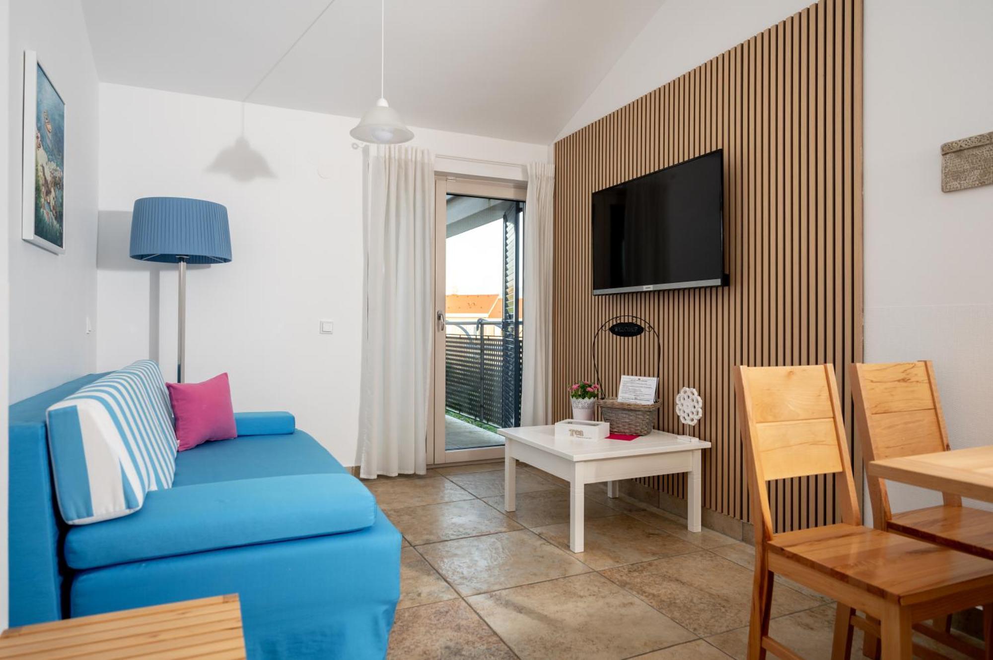 Adorami Apartments Baska  Exterior photo